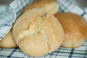  bread buns from yeast dough