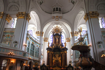 Fototapeta na wymiar Interior of St. Michaelis church in Hamburg, Germany