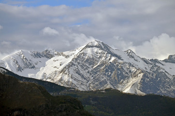 Fototapeta premium Vista de los Alpes desde el Lago di Como. Italia