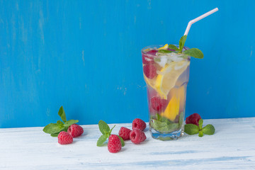 Lemonade with mint and raspberry