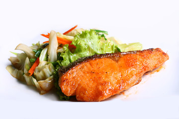 grilled salmon with vegetables