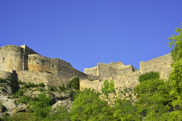 Fototapeta na wymiar Forteresse de Mornas (84550), département du Vaucluse en Provence-Alpes-Côte--d'Azur, France