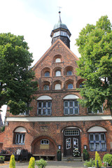 Obraz premium Krempe: Historisches Rathaus (1570, Schleswig-Holstein)