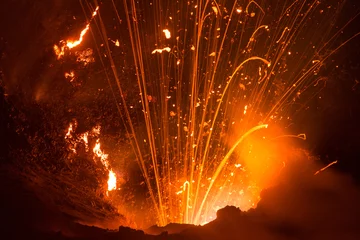 Keuken spatwand met foto Vulkaan Yasur-uitbarsting © Fredy Thürig