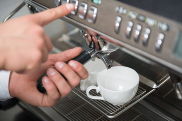 Barista and coffee machine