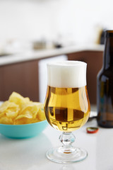 Beer glass with chips