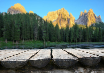 empty table