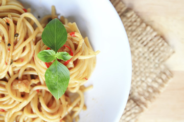 Spicy Spaghetti with Chicken in Chilli paste