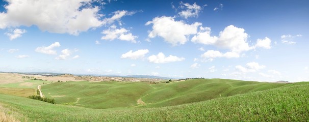 Panorama prairie toscane