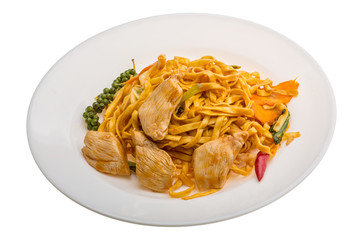 Fried noodles with chicken