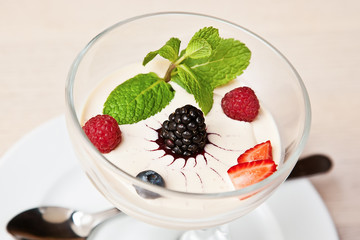 Panna cotta with berries