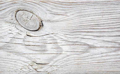Tavola di legno chiaro