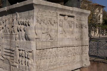 Foundation closeup