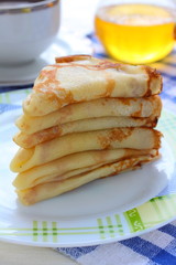 Pancakes with honey