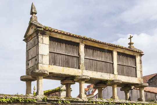 Traditional barn in Vilanova de Arousa