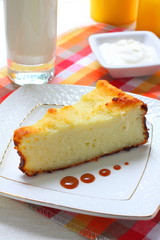 Cheesecake and milk