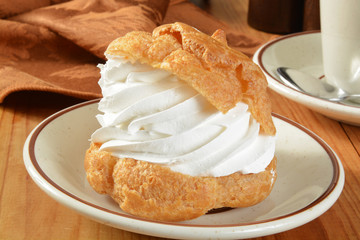 Gourmet cream puff