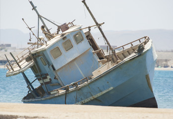 Old abandoned fishing boat wreck © Paul Vinten