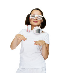 Hip young girl wearing shutter sunglasses