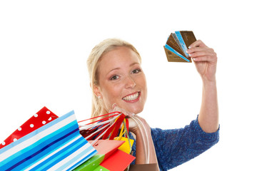 Frau mit Einkaufstaschen beim Shopping