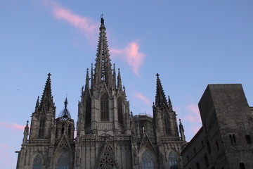 Fototapeta premium Kathedrale La Seu in der Barceloner Altstadt