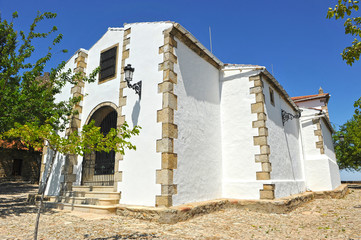 Fototapeta na wymiar Ermita de la Virgen del Castillo, Montánchez, Cáceres, España