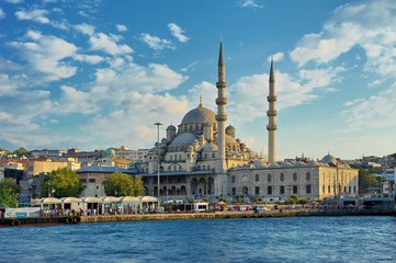 Fototapeta premium Yeni Camii- New Mosque in Istanbul-Eminonu
