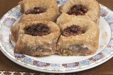 Baklava with walnut 'Sultan'