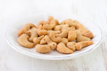 cashew on plate