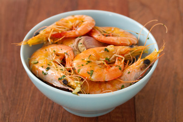 fried shrimps in bowl