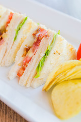 Club sandwiches