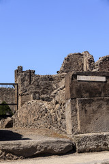 Naklejka premium Ruine der Villa des Domus Cornelia - Pompeji