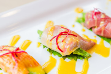 Sashimi avocado japanese food