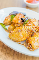Fried chicken wings