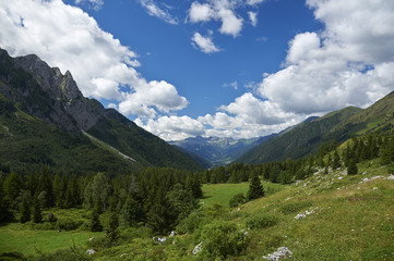 Fototapeta na wymiar valle di Scalve