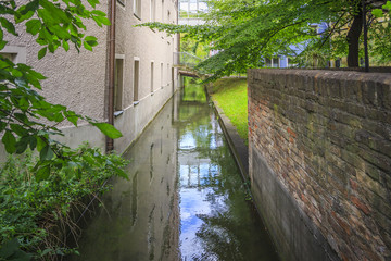 Stadtkanal innerer Graben in der Fuggerstadt Augsburg