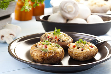 Baked stuffed mushrooms