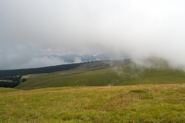 Plateau du Vercors, dans la brume