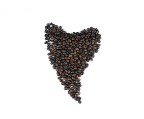Coffee beans format heart  isolated on white background