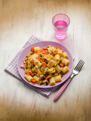 pasta with fresh tomatoes ham and zucchinis