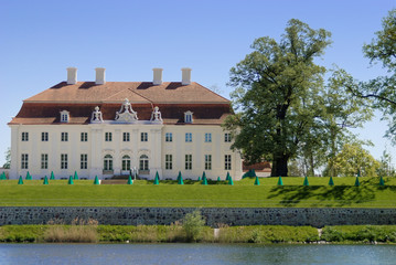 Seeseite Schloss Meseberg