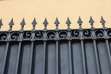 Metal wrought fence