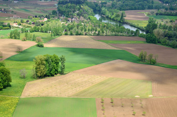 Obraz premium Fertile valley of the Dordogne river