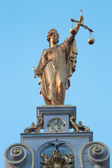 Fototapeta na wymiar Bruges - The statue of Justice - Burg square