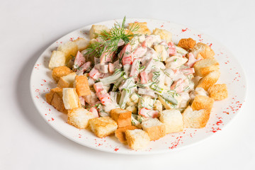 Salad with crackers