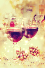 Holiday Wine Table Setting
