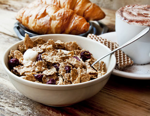 Organic Granola for Breakfast
