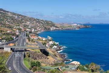 Tissu par mètre Atlantic Ocean Road Island Madeira with Highway and view at the airport