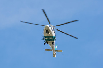 Polizeihubschrauber II © Manuel Schönfeld
