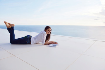 Fototapeta premium relaxed young womant at home